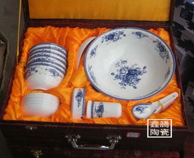 匠心傳承 景德鎮(zhèn)高新區(qū)鑫騰陶瓷經(jīng)營部的青花貼花與日用陶瓷之美